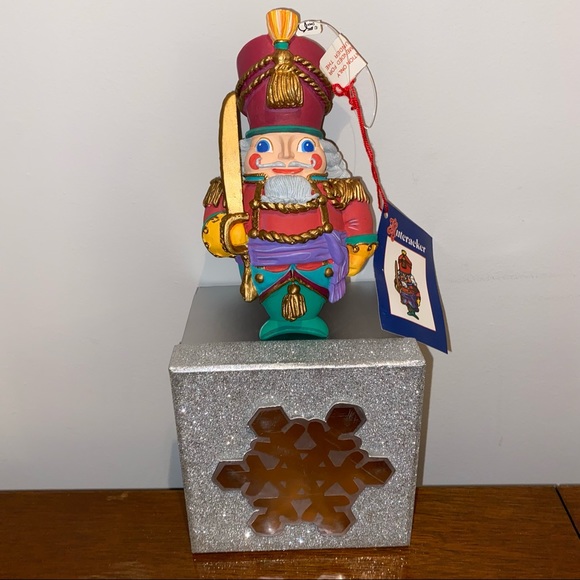 1991 Department 56 Nutcracker Ornament Hand Painted w/ Tags VGC HTF VTG - Picture 2 of 11